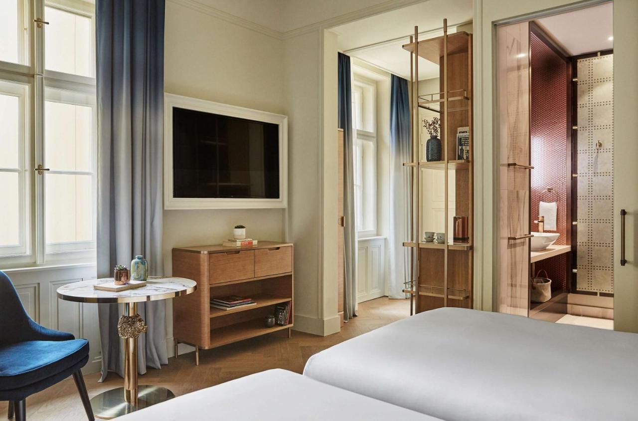 Andaz Prague, By Hyatt Hotell Exteriör bild