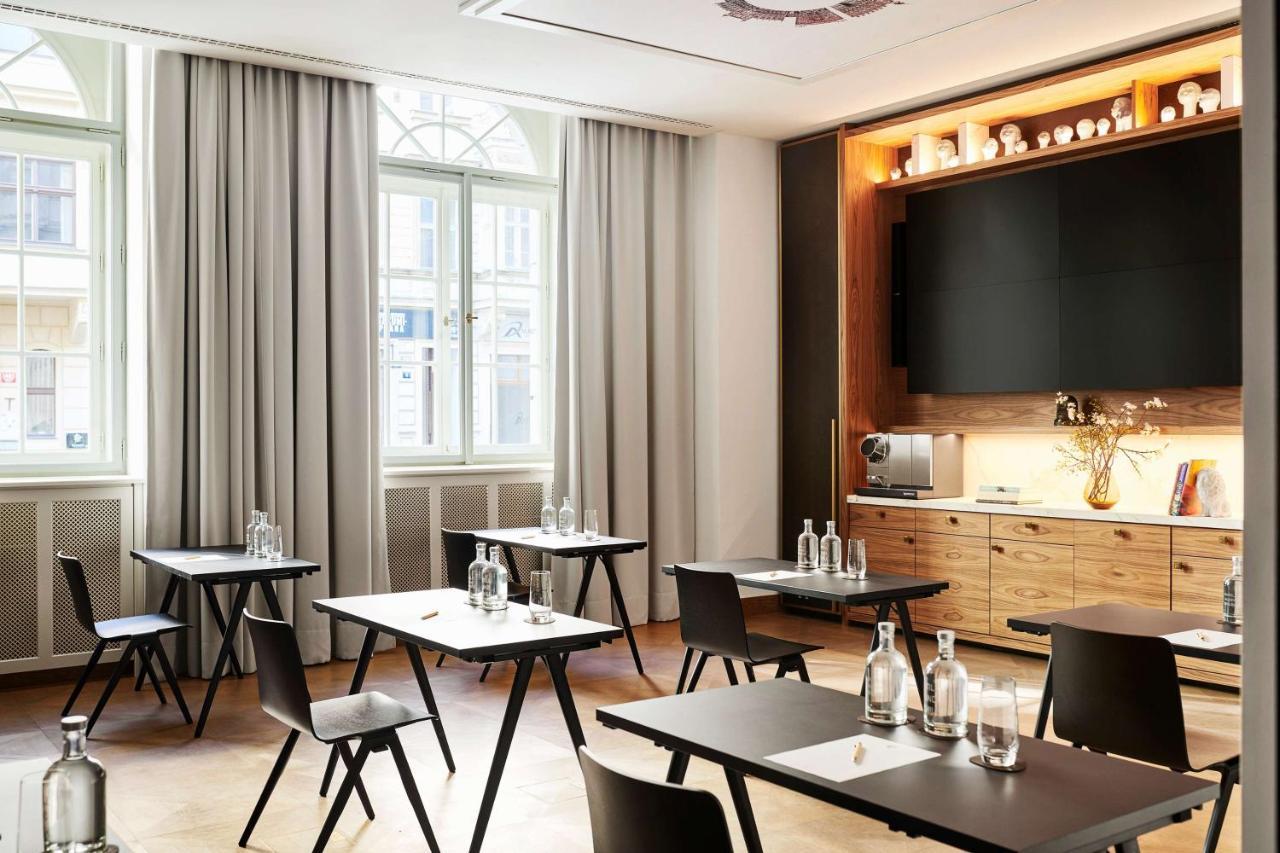 Andaz Prague, By Hyatt Hotell Exteriör bild